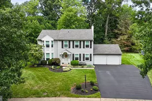 301 Grays Ln, Lansdale, PA 19446 - Photo 2