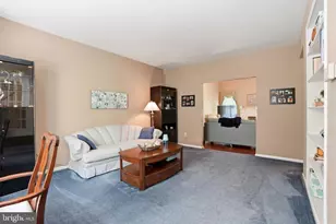301 Grays Ln, Lansdale, PA 19446 - Photo 18