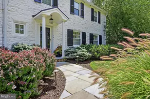 123 Kennedy Ln, Bryn Mawr, PA 19010 - Photo 2