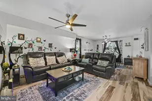 2496 Dragon Cir, West Norriton, PA 19403 - Photo 6