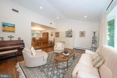 528 Sprague Road, Penn Valley, PA 19072 - Photo 4