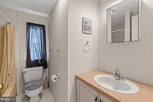 414 Oak Dr, Green Lane, PA 18054 - Photo 18