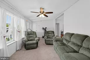 414 Oak Dr, Green Lane, PA 18054 - Photo 4