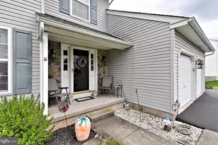330 Bartman Ave, Gilbertsville, PA 19525 - Photo 4
