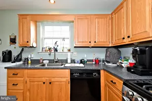 330 Bartman Ave, Gilbertsville, PA 19525 - Photo 14