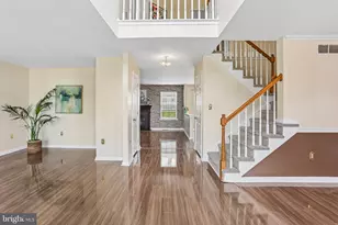 1289 Meadowview Dr, Pottstown, PA 19464 - Photo 2