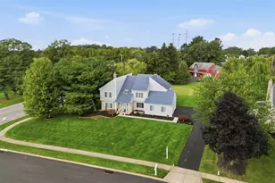 1988 Blue Fox Dr, Lansdale, PA 19446 - Photo 2