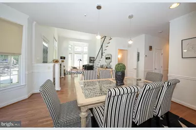 412 Merion Hill Lane, West Conshohocken, PA 19428 - Photo 6