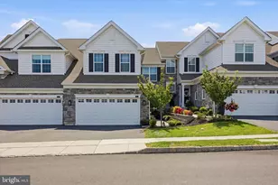 283 Hopewell Dr, Collegeville, PA 19426 - Photo 2