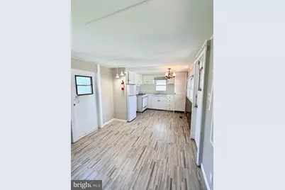 103 Bratton Drive, Norristown, PA 19403 - Photo 2