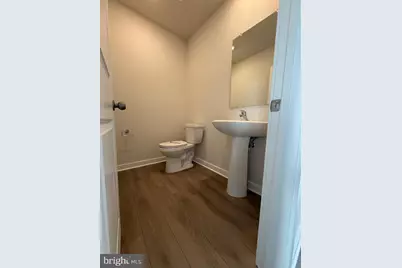 39 E Front Street, Bridgeport, PA 19405 - Photo 20