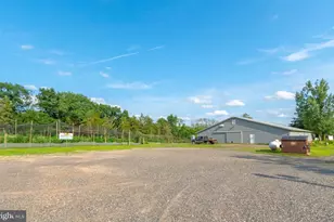 2071 Baus Rd, East Greenville, PA 18041 - Photo 24
