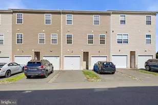 2077 Morgan Hill Dr, Pennsburg, PA 18073 - Photo 22