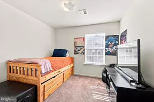 2077 Morgan Hill Dr, Pennsburg, PA 18073 - Photo 18