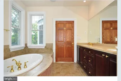 1020 Valley Forge Road #B, King of Prussia, PA 19406 - Photo 12