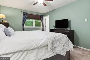 2021 Easter Ave, Harleysville, PA 19438 - Photo 20