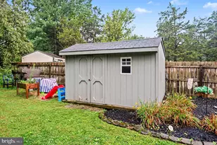 2021 Easter Ave, Harleysville, PA 19438 - Photo 34
