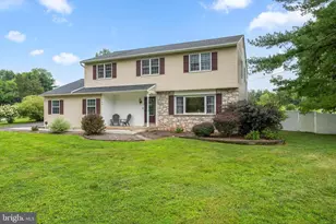 2148 Pheasant Hill Rd, Lansdale, PA 19446 - Photo 2