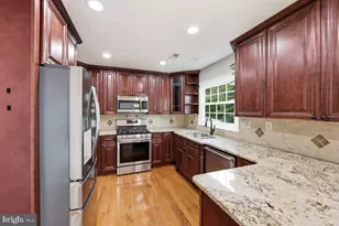 802 Irenic Ct, Norristown, PA 19403 - Photo 16