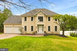 802 Irenic Ct, Norristown, PA 19403 - Photo 2