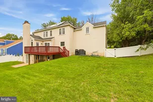 802 Irenic Ct, Norristown, PA 19403 - Photo 4