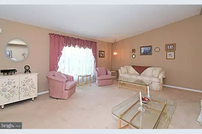 1047 Scenic View Drive, Schwenksville, PA 19473 - Photo 6