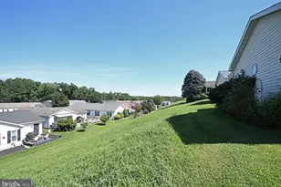 1047 Scenic View Dr, Schwenksville, PA 19473 - Photo 46