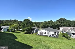 1047 Scenic View Dr, Schwenksville, PA 19473 - Photo 34