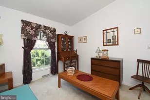 1047 Scenic View Dr, Schwenksville, PA 19473 - Photo 36