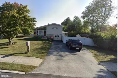 305 W Valley Forge Road, King of Prussia, PA 19406 - Photo 2