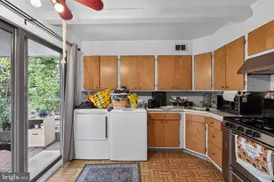 42 Republic Ave, West Norriton, PA 19403 - Photo 8