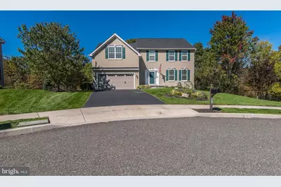 1102 Autumnview Lane, Pottstown, PA 19464 - Photo 2