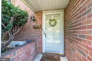 716 Springdell Rd, King of Prussia, PA 19406 - Photo 2