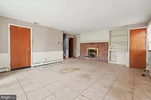 8403 Newbold Ln, Laverock, PA 19038 - Photo 16