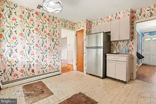 8403 Newbold Ln, Laverock, PA 19038 - Photo 6