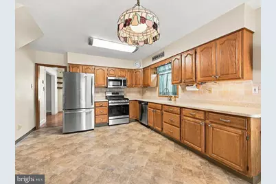 141 E 14th Avenue, Conshohocken, PA 19428 - Photo 8