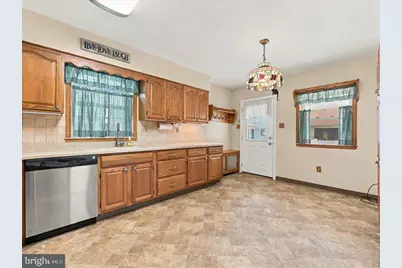 141 E 14th Avenue, Conshohocken, PA 19428 - Photo 10