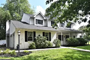 691 Pennfield Dr, Hatfield, PA 19440 - Photo 2