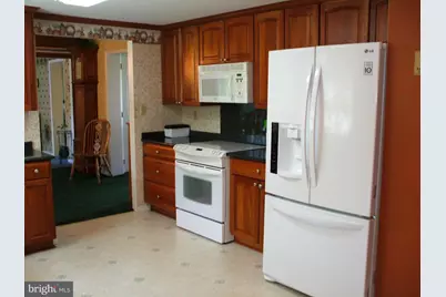 24 Goldenrod Court E, Harleysville, PA 19438 - Photo 4