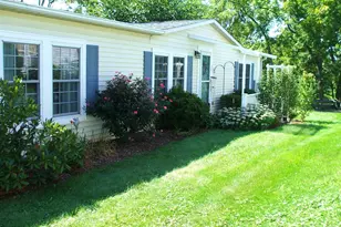 24 Goldenrod Ct E, Harleysville, PA 19438 - Photo 2