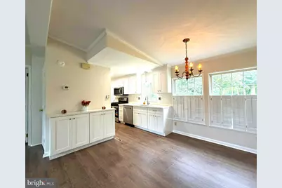 24 Shagbark Court E, Harleysville, PA 19438 - Photo 2