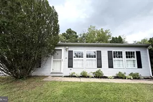 24 Shagbark Ct E, Harleysville, PA 19438 - Photo 18