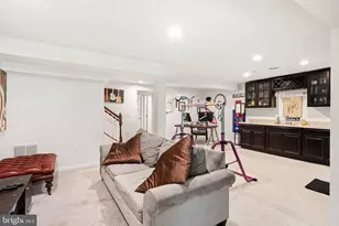 49 Hawkswell Cir, Oreland, PA 19075 - Photo 10