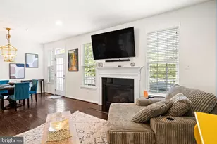 49 Hawkswell Cir, Oreland, PA 19075 - Photo 2