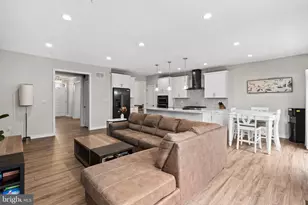 205 Ella Ln, Conshohocken, PA 19428 - Photo 6