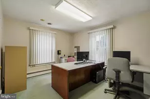 214 N Main St, North Wales, PA 19454 - Photo 30