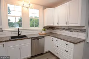 551 E Broad St, Souderton, PA 18964 - Photo 16
