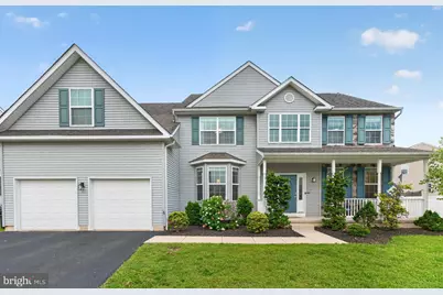 2009 Woodbridge Lane, Pennsburg, PA 18073 - Photo 2
