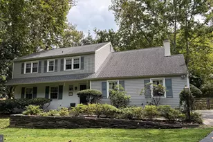 305 Garrison Way, Gulph Mills, PA 19428 - Photo 2