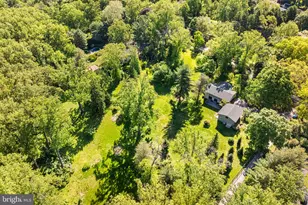 2129 Harts Ln, Conshohocken, PA 19428 - Photo 4